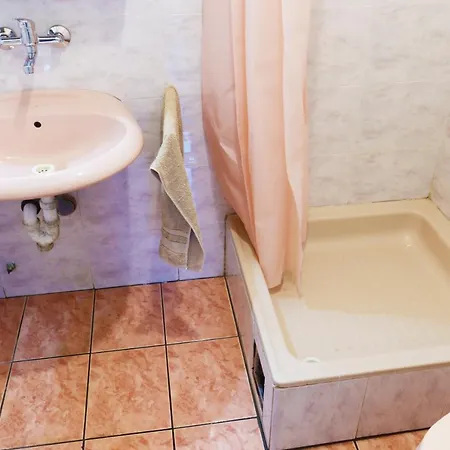 דירה Studio + Vrbas